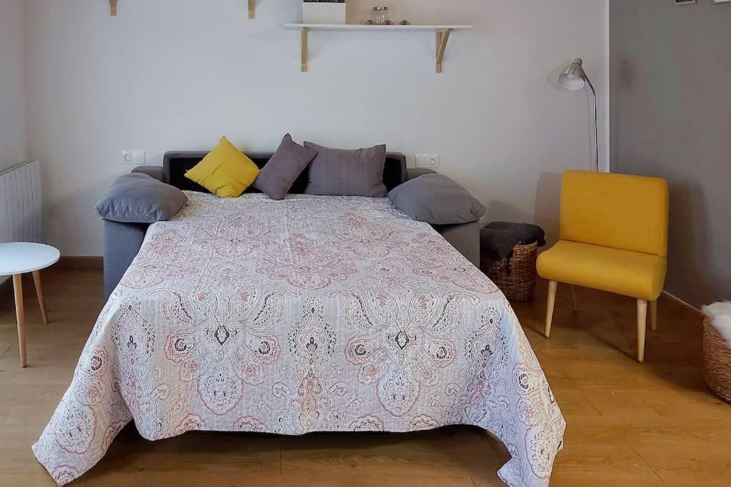 Precioso Apartamento Duplex En El Centro De Olot Apartamento Exterior foto
